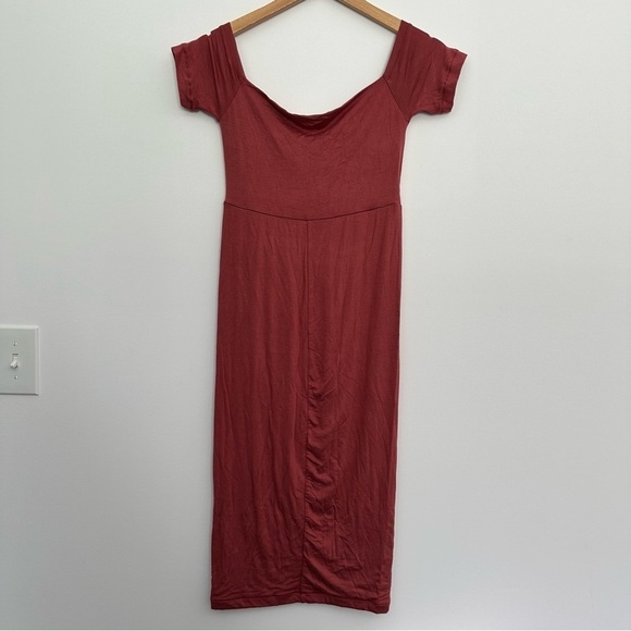 New sexy mama off the shoulder sweetheart neckline maternity midi dress burgundy - Picture 4 of 10